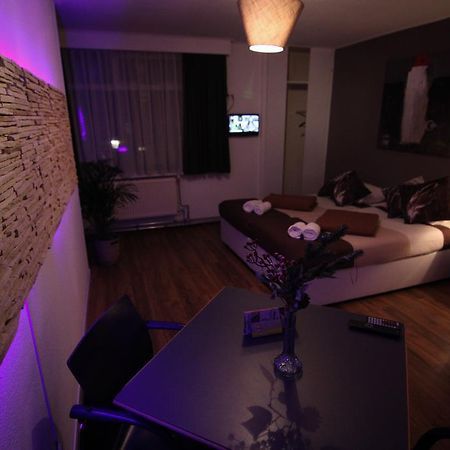 Het Wapen Van Pernis Hostel ภายนอก รูปภาพ